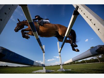 STEEPLECHASE OF CHARLESTON join us for a day of ground-shaking excitement!